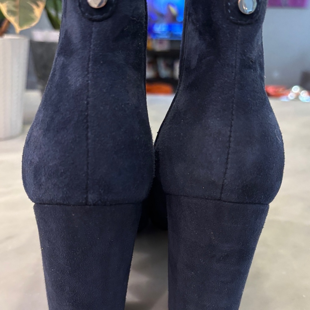 Marc Fisher Tacily Ankle Boot With Heels Size 9 - image 3